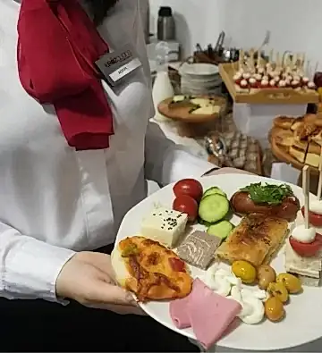 REPLAST EURASIA – PLASTİK VE ELYAF GERİ DÖNÜŞÜM TEKNOLOJİLERİ FUARI İÇİN CATERING  HİZMETLERİ